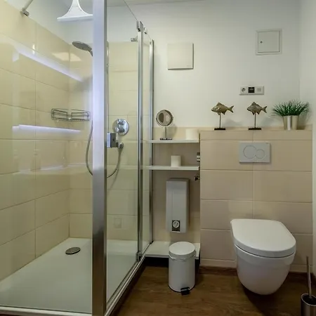Apartment Hafenliebe Mit Blick Ueber Den Warener Stadthafen