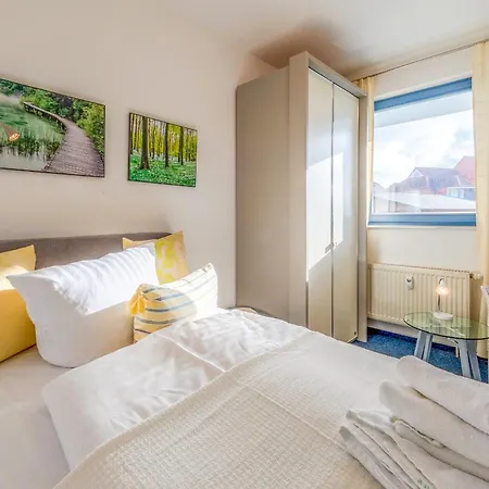 Apartment Hafenliebe Mit Blick Ueber Den Warener Stadthafen *